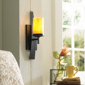 Elstead QZ-KYLE1 - Seinävalaisin KYLE 1xE27/100W/230V