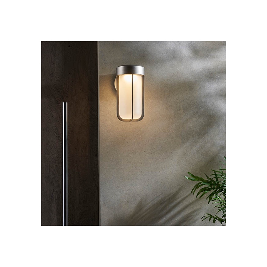 Endon 94990 - LED-kylpyhuoneen seinävalaisin LED/8W/230V IP44 2700K mattakromi