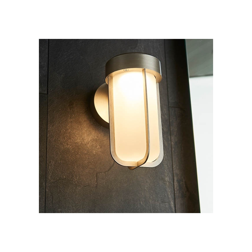 Endon 94990 - LED-kylpyhuoneen seinävalaisin LED/8W/230V IP44 2700K mattakromi