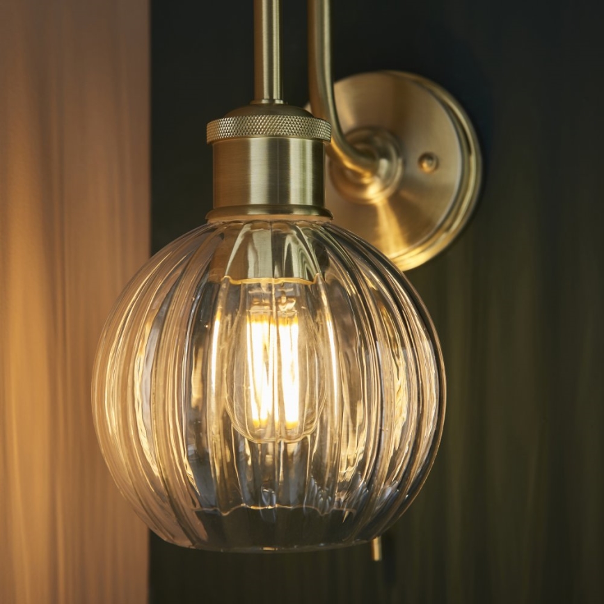 Endon 95507 - Kylpyhuoneen seinävalaisin KENDALL 1xE27/10W/230V IP44 messinki