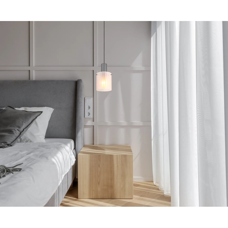 Globo - Kattokruunu johdossa 1xE27/40W/230V halkaisija 18 cm valkoinen