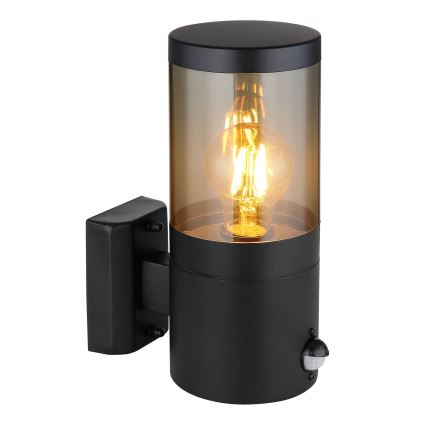 Globo seinävalaisin anturilla 1xE27/60W/230V IP44