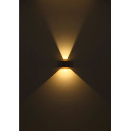 Globo - LED ulkoseinävalaisin liiketunnistimella 2xLED/3W/230V IP54