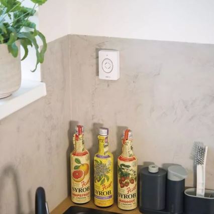 Langaton videovilkku aurinkopaneelilla GoSmart 4400 mAh 3xAA IP44 Wi-Fi Tuya