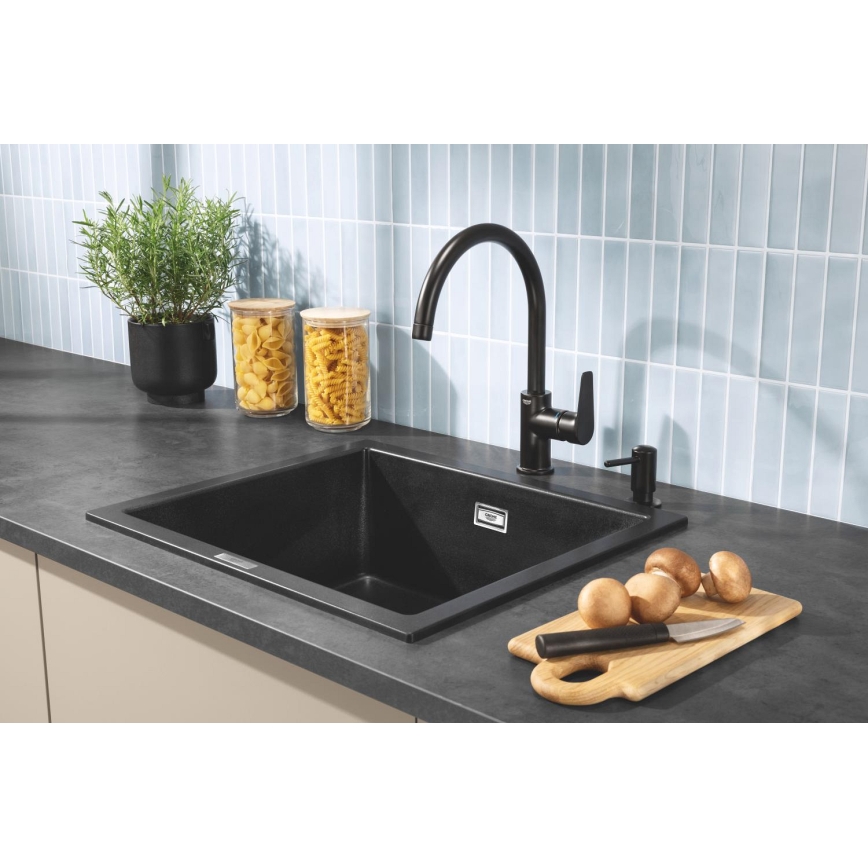 GROHE 1021652430 - Nestesaippuapumppu CONTEMPORARY 500 ml musta