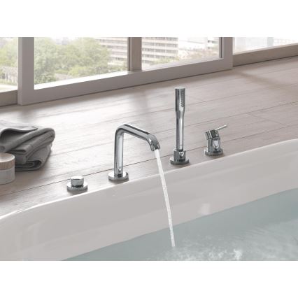 GROHE 19578001 - Kylpyammeen nelireikäinen yhdistelmä ESSENCE 197 mm kiiltävä kromi