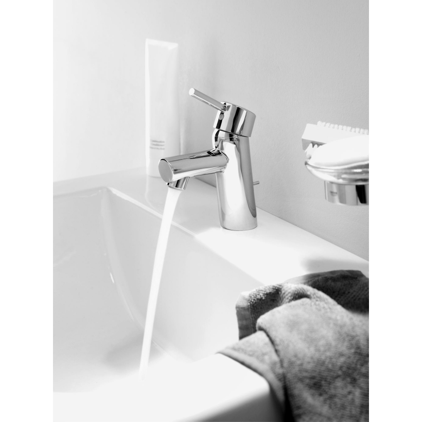 GROHE 32204001 - CONCETTO DN 15 pesuallashana, kiiltävä kromi