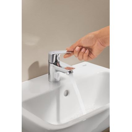 GROHE 32861001 - BAUEDGE 131 mm pöytäkiinnitteinen hana, kiiltävä kromi