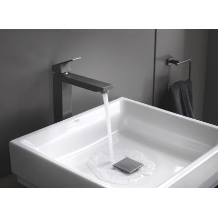 GROHE 3948100H - CUBE-pesuallas 500 × 470 mm keramiikka/valkoinen