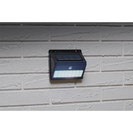 Grundig - LED-aurinkoseinävalaisin anturilla LED/1,2V 600 mAh IP44