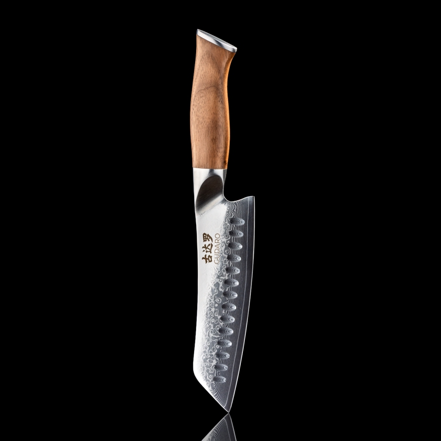 Gudaro - Damaskiteräinen Santoku-keittiöveitsi TAKUMI 7, 67 teräksikerrosta, pituus 17,5 cm, saksanpähkinä