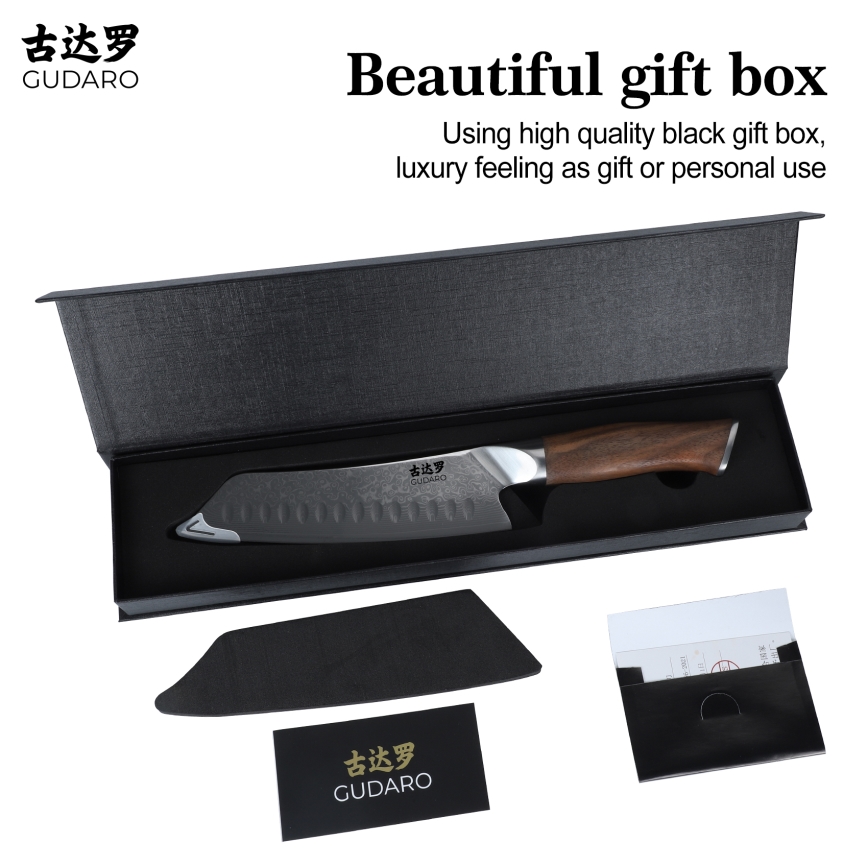 Gudaro - Damaskiteräsinen Santoku-keittiöveitsi TAKUMI 7, 67 kerrosta terästä, pituus 17,5 cm, saksanpähkinä