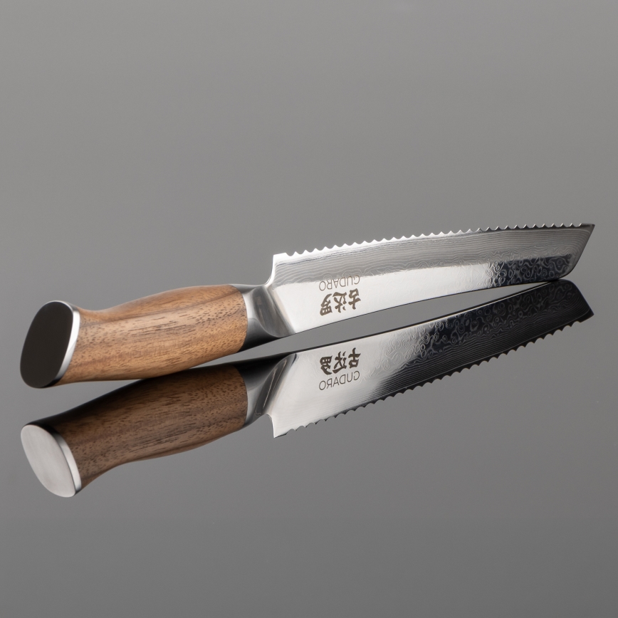 Gudaro - Damaskiteräksinen keittiön leipäveitsi TAKUMI 8, 67-kerroksinen teräs, pituus 20 cm, saksanpähkinä