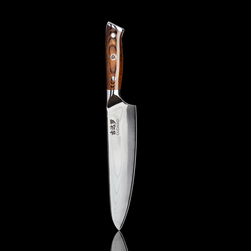 Gudaro - SETTI 1x damaskiteräinen kokkiveitsi FENG 8, 67 kerrosta terästä, pituus 20 cm + 1x damaskiteräinen Santoku-veitsi FENG 7,5, 67 kerrosta terästä, pituus 18 cm + 1x ILMAINEN damaskiteräinen keittiöveitsi FENG 3,5, 67 kerrosta terästä, pitu