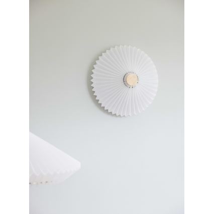 Halo Design 745081 - Seinävalaisin PARIS 3xG9/28W/230V Ø 40 cm valkoinen/messinki/tammi