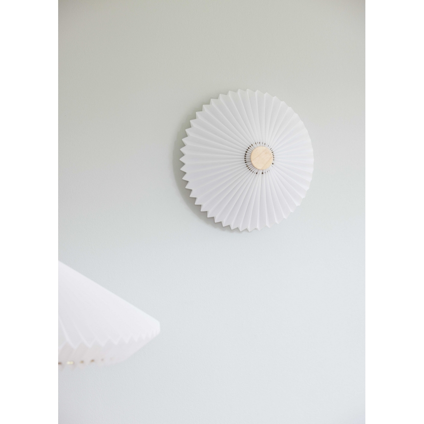 Halo Design 745081 - Seinävalaisin PARIS 3xG9/28W/230V Ø 40 cm valkoinen/messinki/tammi