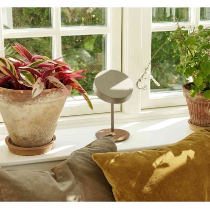 Halo Design 745760 - LED-himennettävä ladattava pöytävalaisin ON THE MOVE LED/2,5 W/4000 mAh valkoinen/puu