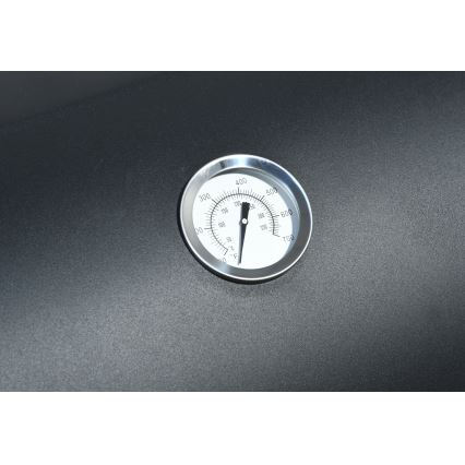 Hiiligrilli savuosalla musta/puu