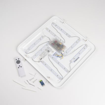 Himmennettävä LED-kattovalaisin LED/42W/230V 3000-6500K 49x49 cm valkoinen + kaukosäädin