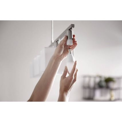 Himmennettevä LED-polttimo Philips Hue WHITE E14/5,5W/230V 2700K