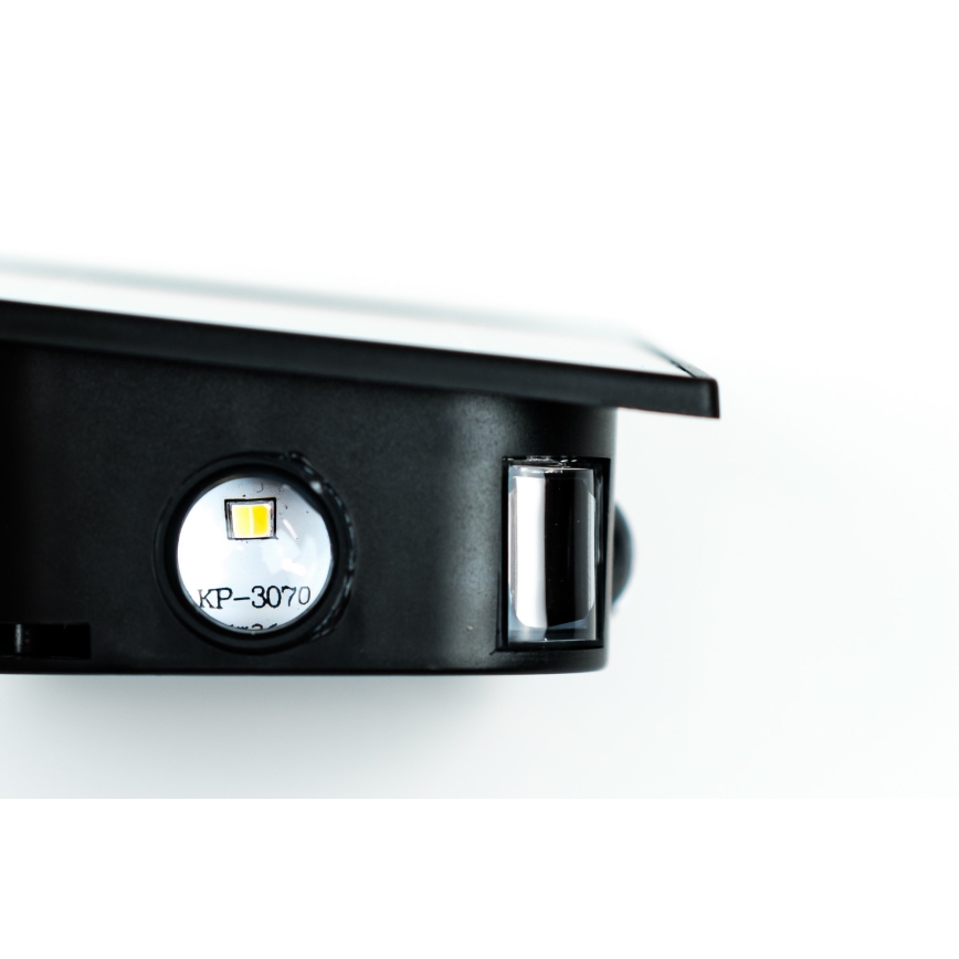 LED aurinkokennoseinävalaisin anturilla LED/2W/5V IP54 1300 mAh