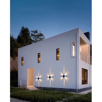 LED aurinkokennoseinävalaisin anturilla LED/2W/5V IP54 1300 mAh