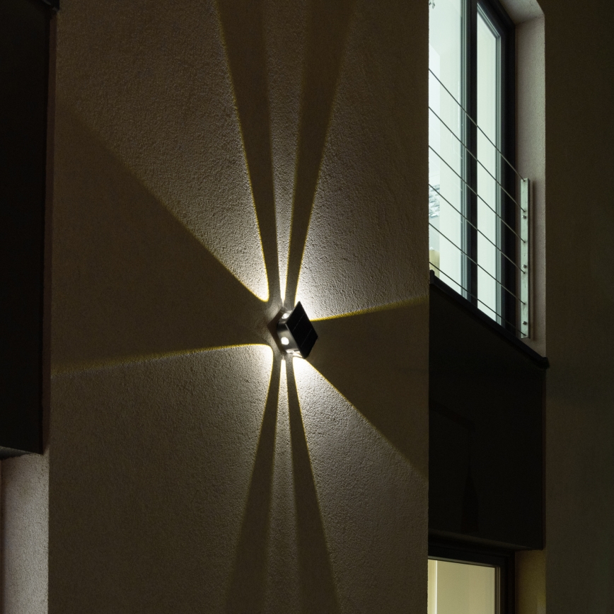 LED aurinkokennoseinävalaisin anturilla LED/2W/5V IP54 1300 mAh