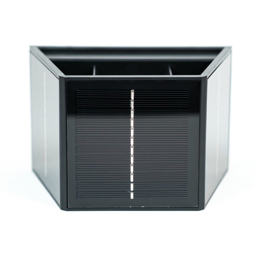 LED aurinkokennoseinävalaisin anturilla LED/2W/5V IP54 1300 mAh