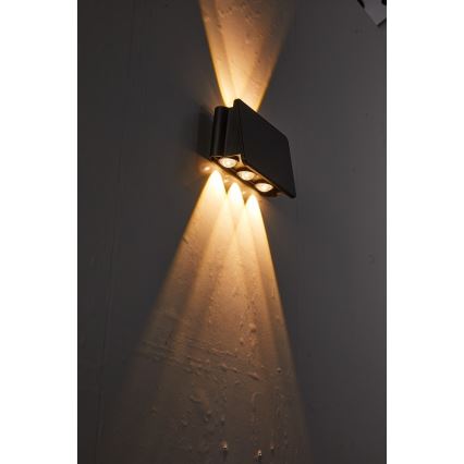 LED aurinkokennoseinävalaisin anturilla LED/2W/5V IP54 1300 mAh