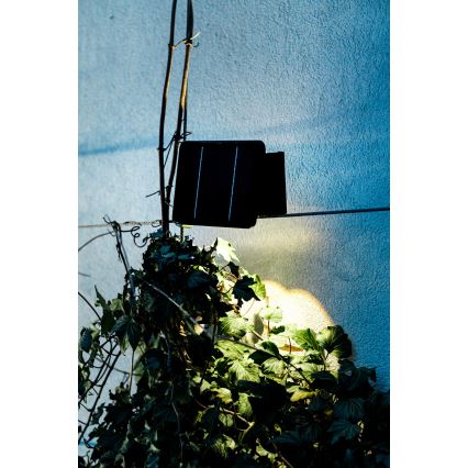 LED aurinkokennoseinävalaisin anturilla LED/2W/5V IP54 1300 mAh