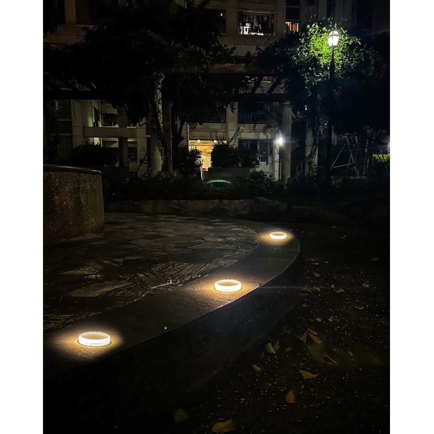 LED Ulkovalaisin aurinkokennolla ja sensorilla LED/0,4W/3,2V IP54 500 mAh