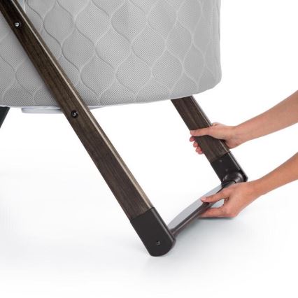 Ingenuity - Vauvan keinuva pinnasänky CARRINGTON harmaa/ruskea