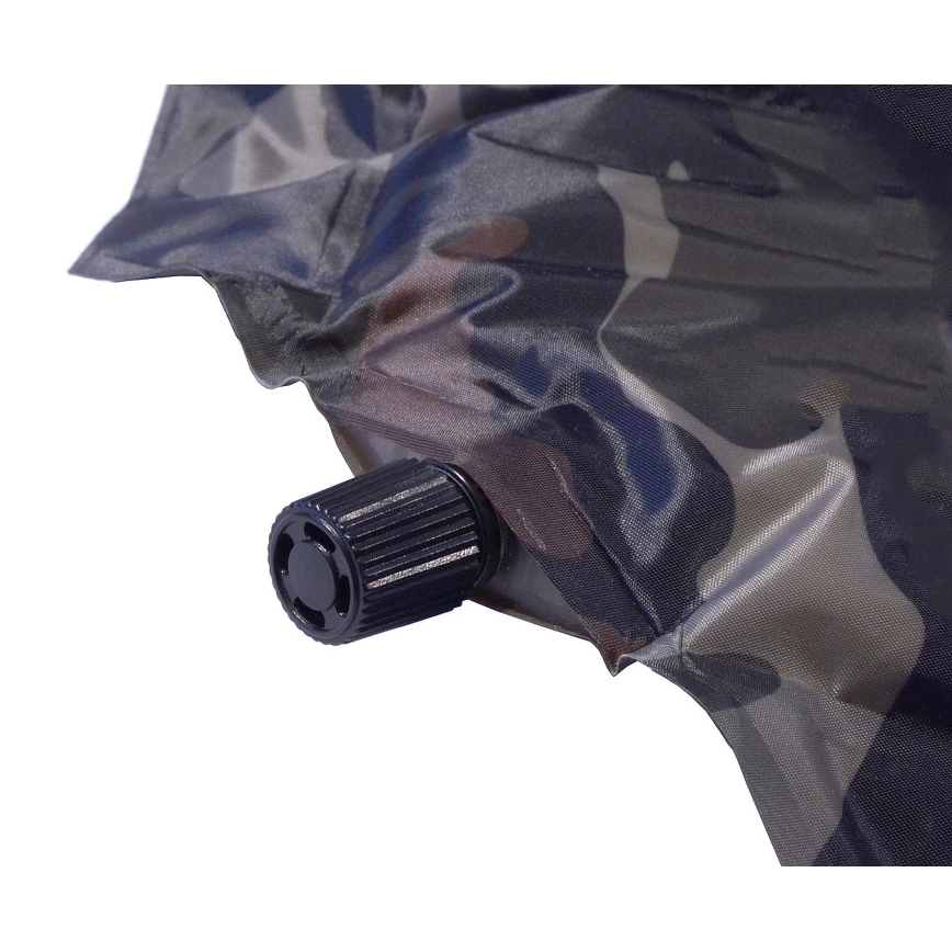 Itsetäyttyvä retkeilypatja tyynyllä suojaväritys