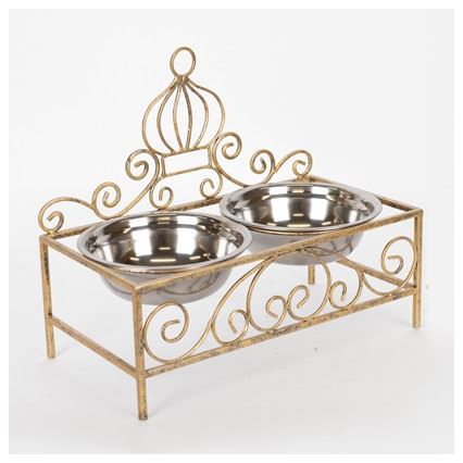 Jalusta kahdella ruostumattomasta teräksestä valmistetulla kulholla