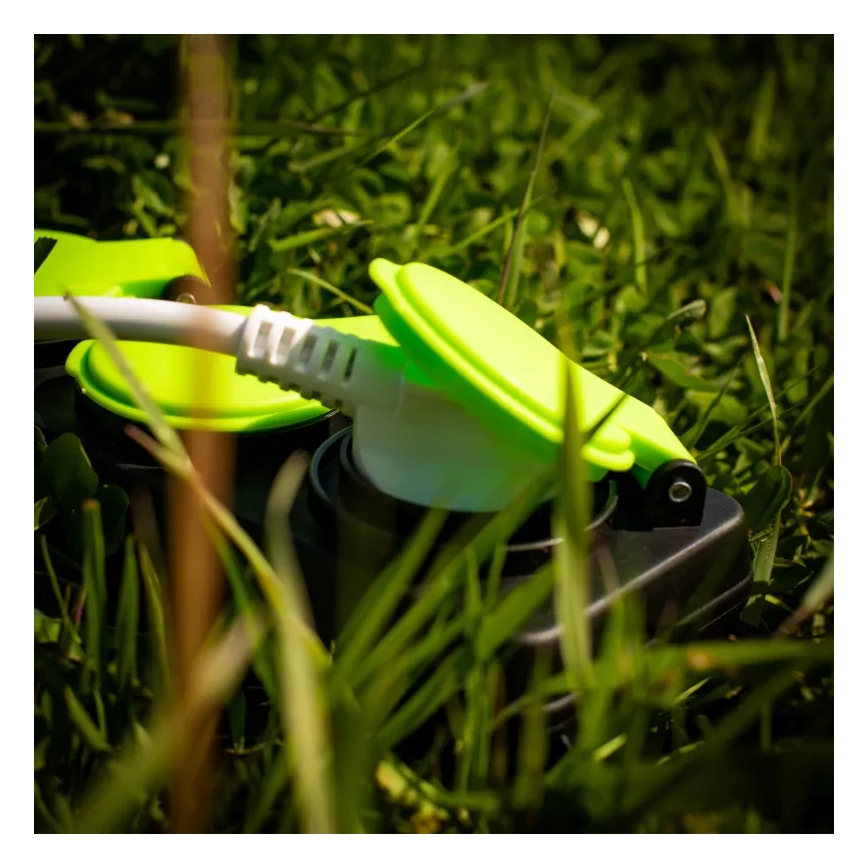 Jatkojohto 3 pistorasialla ja kytkimellä, 10m, IP44