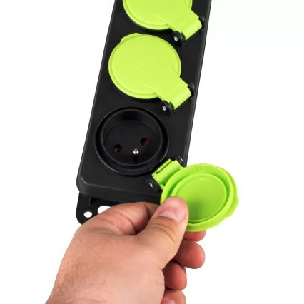 Jatkojohto 3 pistorasialla ja kytkimellä, 10m, IP44