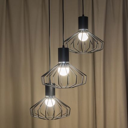Kaapelikiinnitteinen riippuvalaisin SOLANO 3xE27/15W/230V musta/kiiltävä kromi