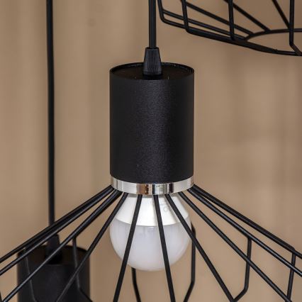 Kaapelikiinnitteinen riippuvalaisin SOLANO 3xE27/15W/230V musta/kiiltävä kromi