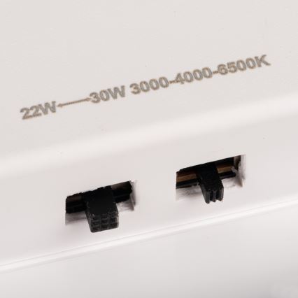 LED-kattovalaisin liiketunnistimella ja hämäräkytkimellä VARSO LED/22/30W/230V 3000/4000/6500K halkaisija 33 cm IP54