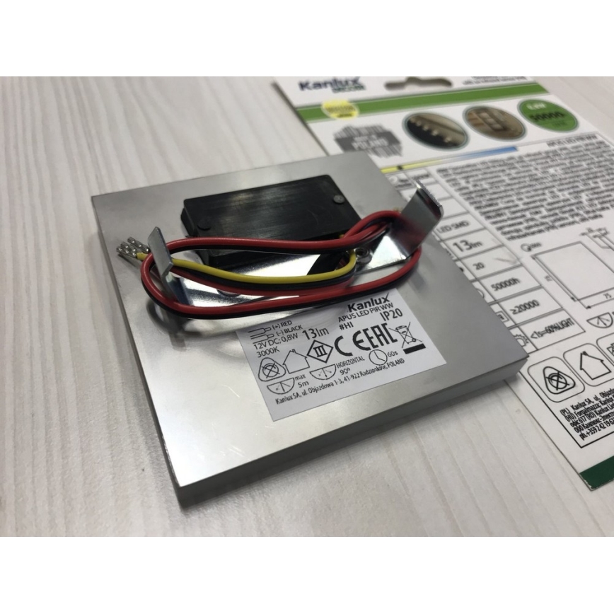 LED-porrasvalaisin tunnistimella LED/0,8W/12V 3000K