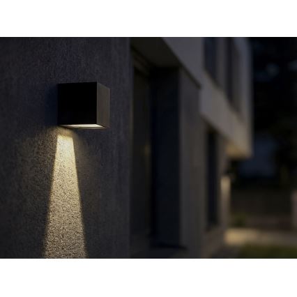 LED-aurinkokennoseinävalaisin anturilla REKA LED/3W/3,7V 1800 mAh 3000/4000/6500K IP65 musta