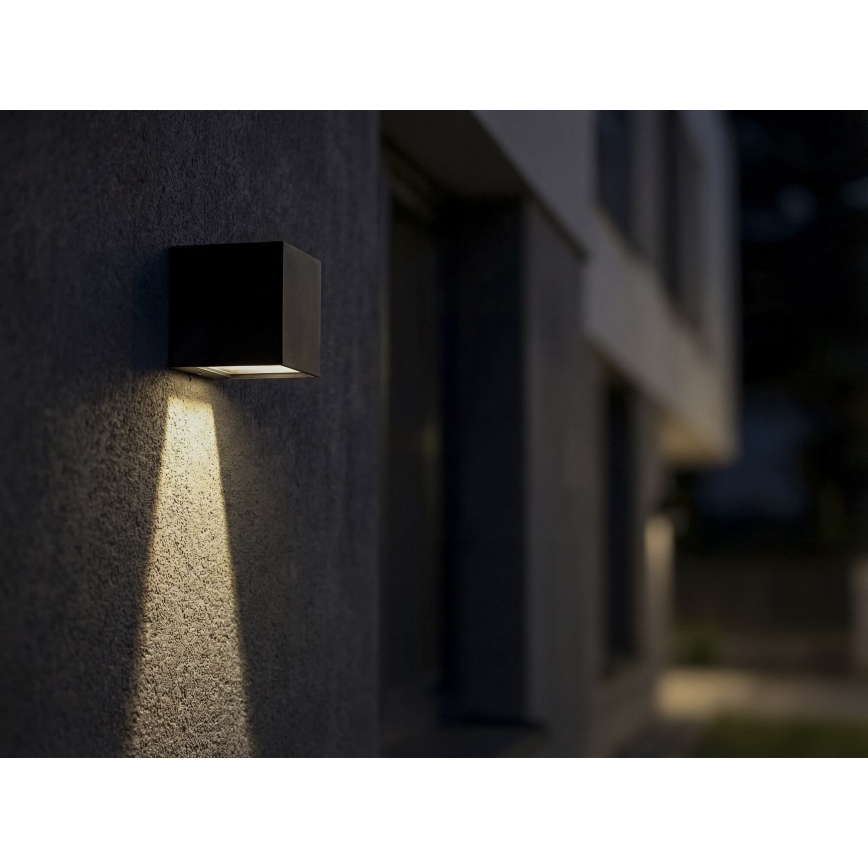 LED-aurinkokennoseinävalaisin anturilla REKA LED/3W/3,7V 1800 mAh 3000/4000/6500K IP65 musta