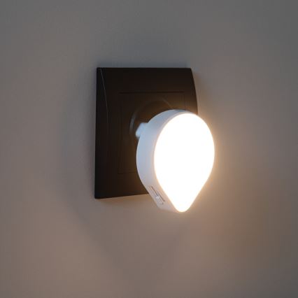 LED-himennettävä opastusvalo hämäräkytkimellä pistorasiaan ULOV LED/0,5W/230V valkoinen