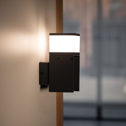 Ulkoseinävalaisin pistokkeella DASTEN 1xG9/11W/230V IP44 musta