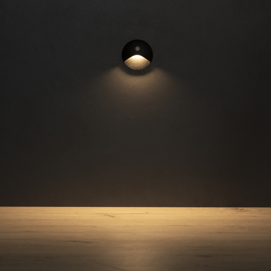 LED-porrasvalaisin liiketunnistimella ja hämäräanturilla EXIN LED/2,5W/230V 3000K IP65 musta pyöreä