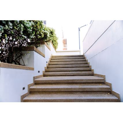 LED-porraskäytävän valaisin liiketunnistimella ja hämäräkytkimellä EXIN LED/2,5W/230V 3000K IP65 musta kulmikas