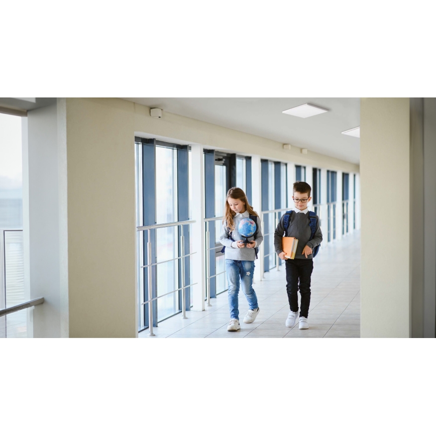 LED pinta-asennettava paneeli BLINGO UAIO LED/40W/230V 3000/4000/6500K 60x60 cm Ra 90 UGR19