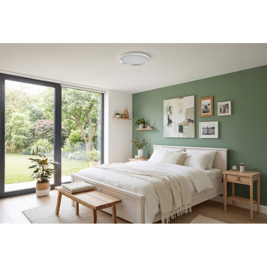Himmennettävä LED-kattovalaisin LIXAN LED/47W/230V 3000-6500K Ø 38,6 cm valkoinen/hopea + kaukosäädin