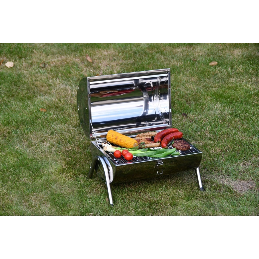 Kannettava hiiligrilli kiiltävä kromi