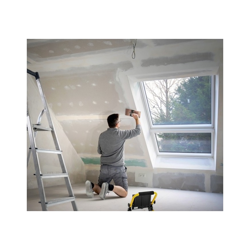 Kannettava LED-valonheitin TIGRA LED/100W/4000K IP54 musta/keltainen